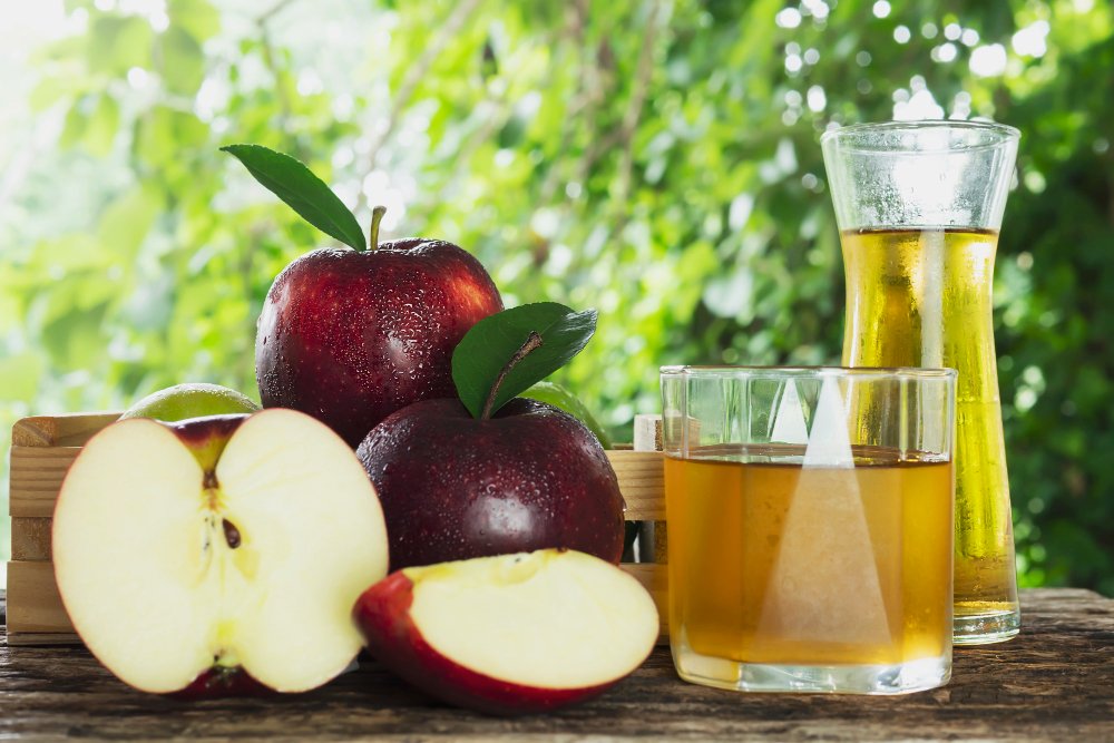 Apple Cider Vinegar for Skin Health WiserHealth.ca