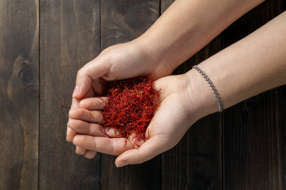 Benefits of Saffron for Women WiserHealth