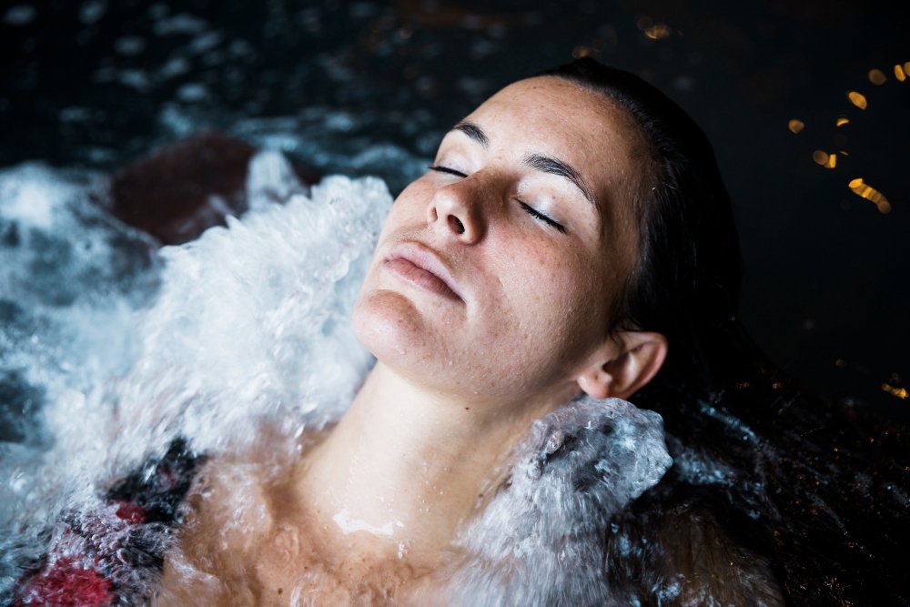 7 Surprising Ways Cold Exposure for Weight Loss - Wiser Health cold exposure for weight loss wiserhealth cold shower