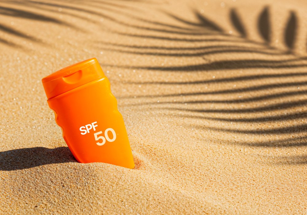 10 Sunscreen Mistakes That Age Your Skin Faster - Wiser Health Sunscreen Mistakes wiserhealth.ca