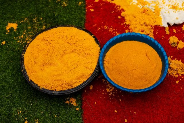 Turmeric for Anti-Aging: Can Curcumin Help? - Wiser Health Turmeric for anti-aging wiserhealth.ca